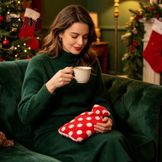 Xmas Hot Water Bottle 500/1000/2000ML Christmas Bottle, PVC Bag with Plush Cover, Long Lasting Heat Retention, Winter Warm for Hands & Feet Cover