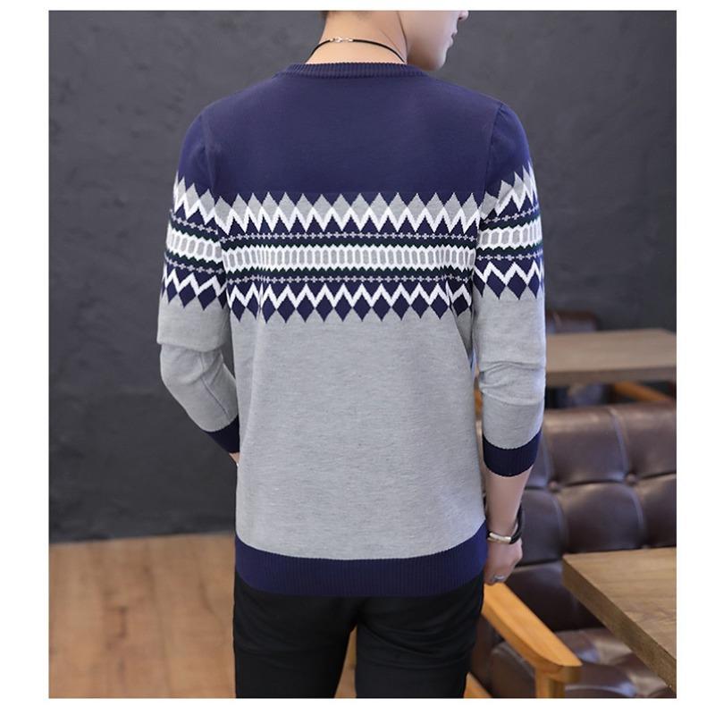 Men Slim Fit Round Neck Thin Knit Pullover For Young Students