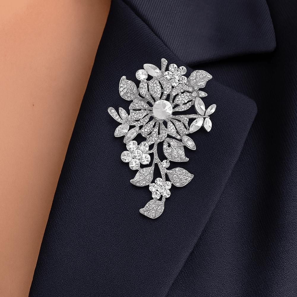 Banquet Luxury Pin Vintage Metal Rhinestone Brooch Elegant Crystal Flower Brooch Evening Dress