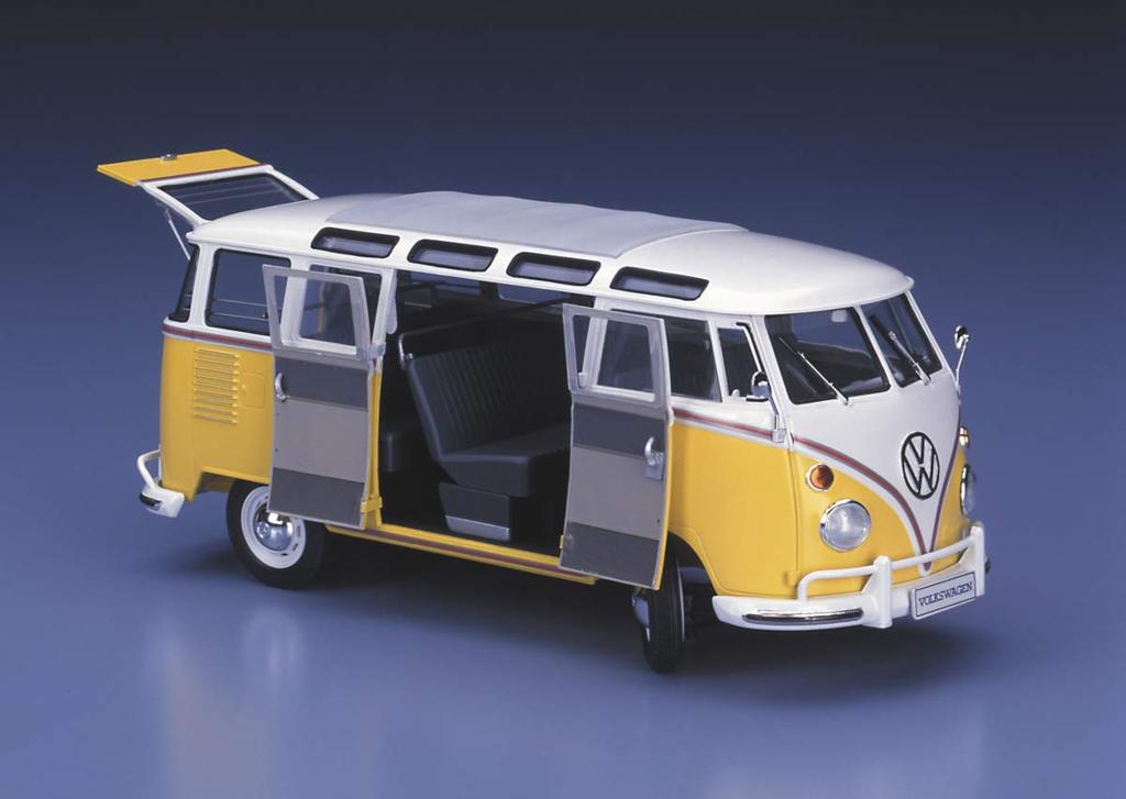Hasegawa Volkswagen Type 2 Microbus Full Interior Plastic Model CH48 1/24 (1963)