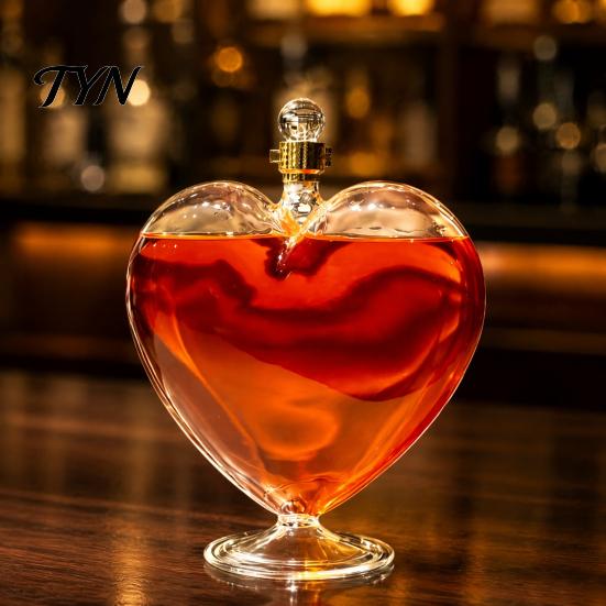 Unique Heart Design Barware Shaped Wine Bottle with Airtight Stopper, Elegant Crystal Texture Liquor Decorative Glass Decanter, 500ml/1000ml