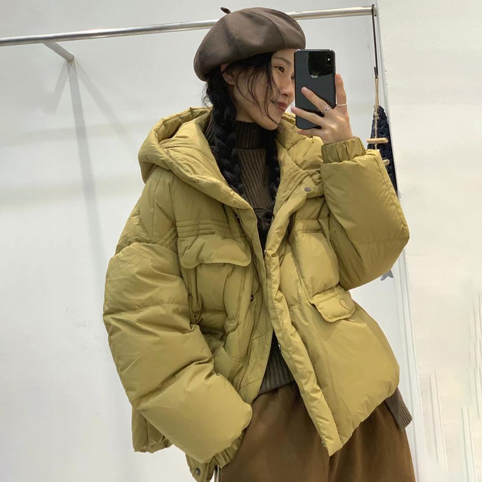 Короткая зимняя куртка-пуховик для женщин, модное теплое пальто с капюшоном из белого утиного пуха
