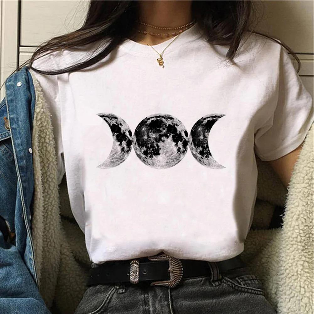 Tee Witch Triple Moon Gothic Sun Top Unisex Harajuku Tshirts Girl Graphic Harajuku 2000s Clothing Unisexs Gothic Style Sleeve Shirt