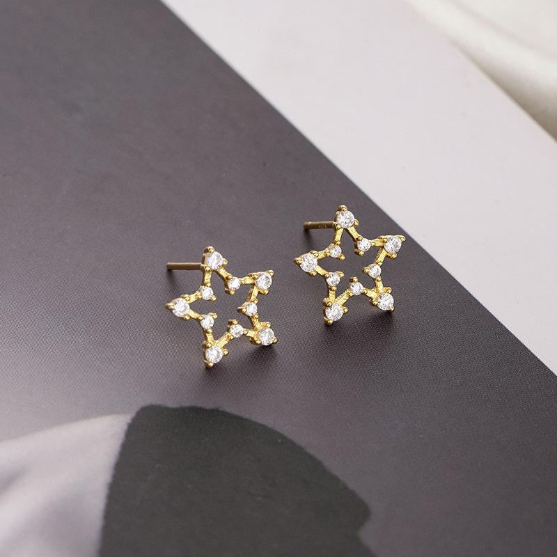 Banyan Tree S925 Silver Hollow Diamond Star Earrings - Korean Style Five-pointed Star Design for Women
