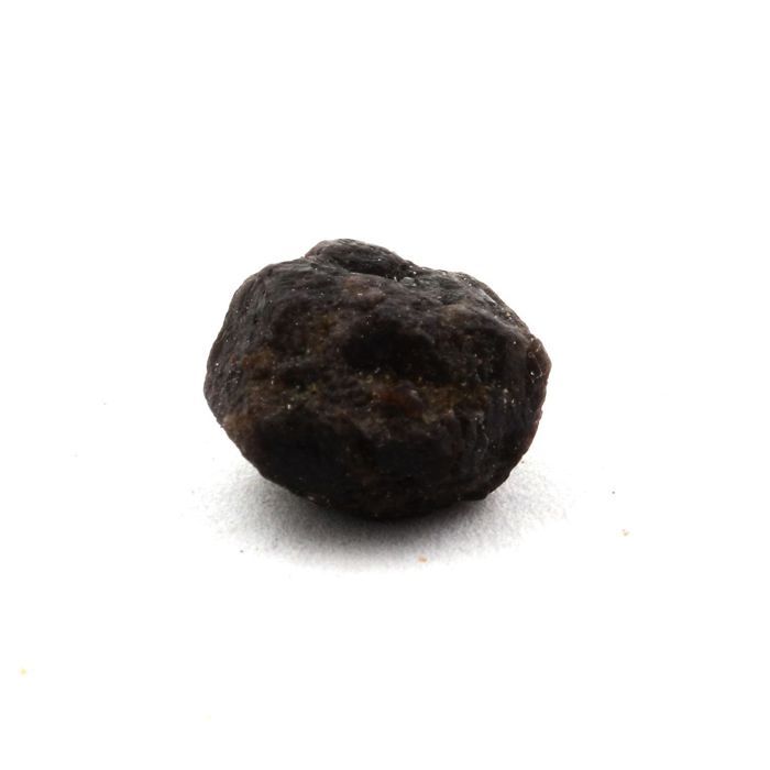 Pierres et Minéraux. Grenat. 8.65 ct. Skardu Area, Gilgit-Baltistan, Pakistan.