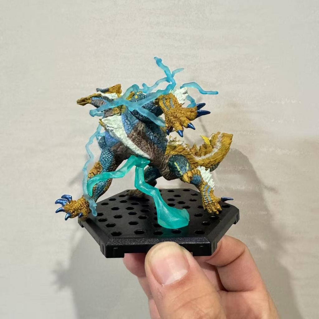 NEW Monster Hunter World Ice Borne Dragon Model Zinogre Decoration Collection Action Figure Gift Toy