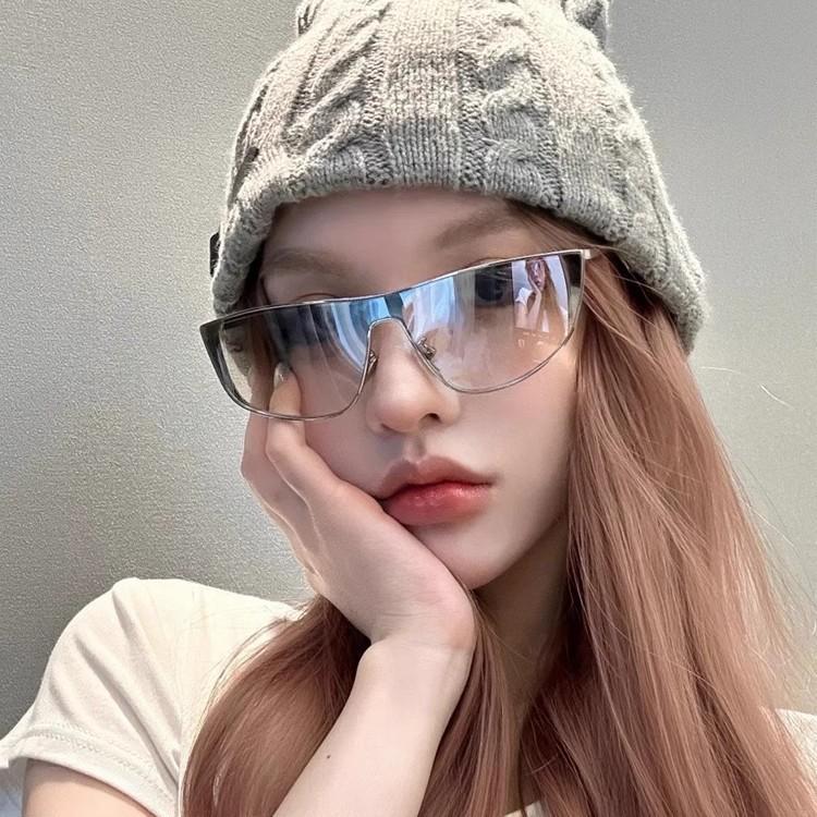 New one-piece y2k water silver sunglasses, women's trendy square and round face, small face, high-end sunglasses