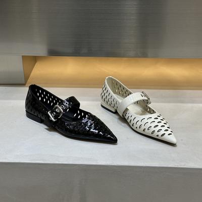 Мода 2025 Новые летние дизайнерские уютные сетчатые каблуки Женские туфли на плоской подошве Модные сандалии-платья кэжуал для улицы с круглым носком и ремешком с пряжкой