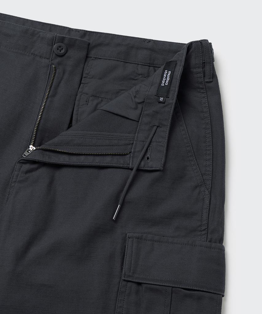 MUSINSA STANDARD Back Satin Parachute Cargo Pants [Dark Gray]
