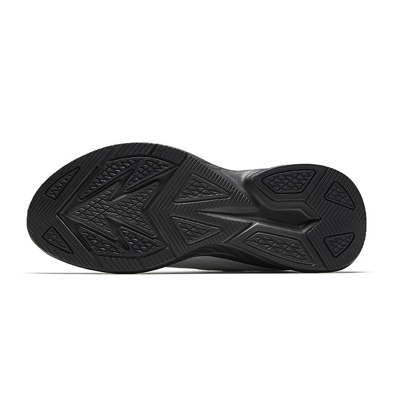 Anta Низкие беговые кроссовки женские Papyrus White/Basic Black 922625516-3