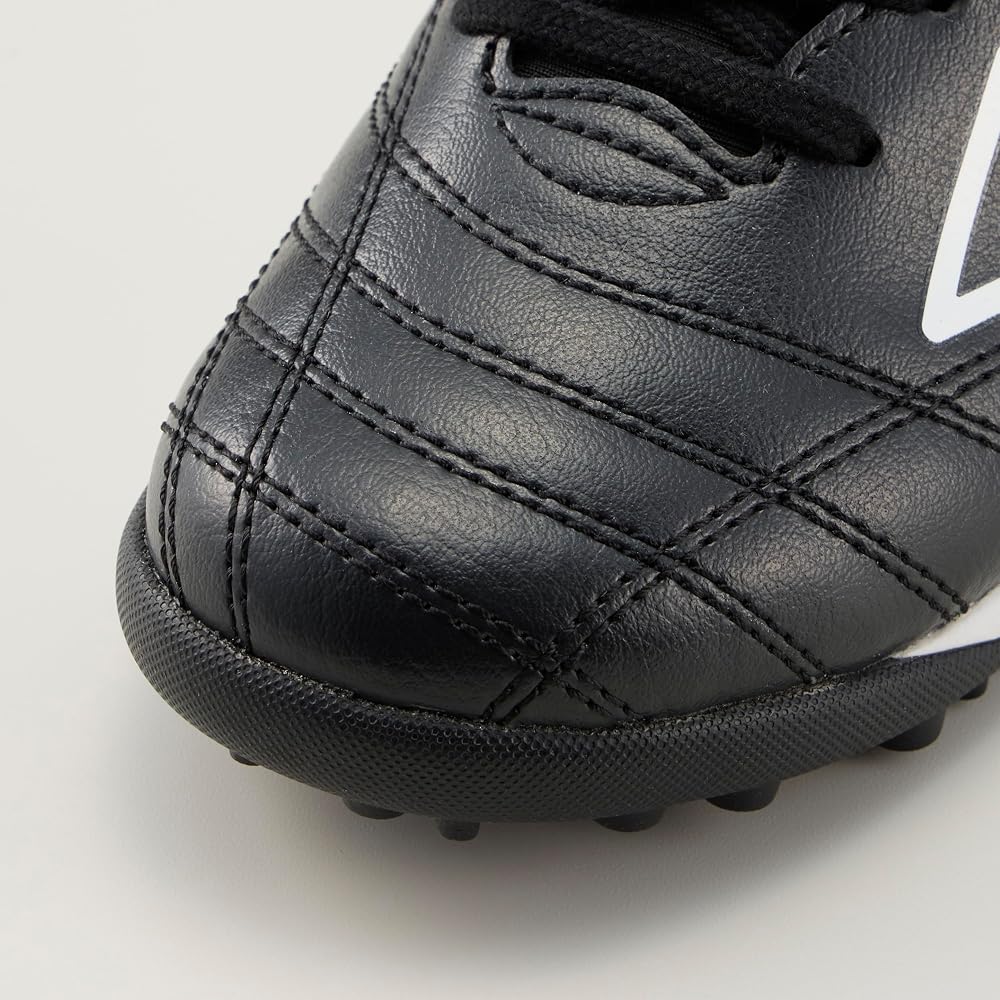 Umbro Accelerator JR Wide Soccer Shoes - Flexible, Cushioned, Responsive, Suitable for School,