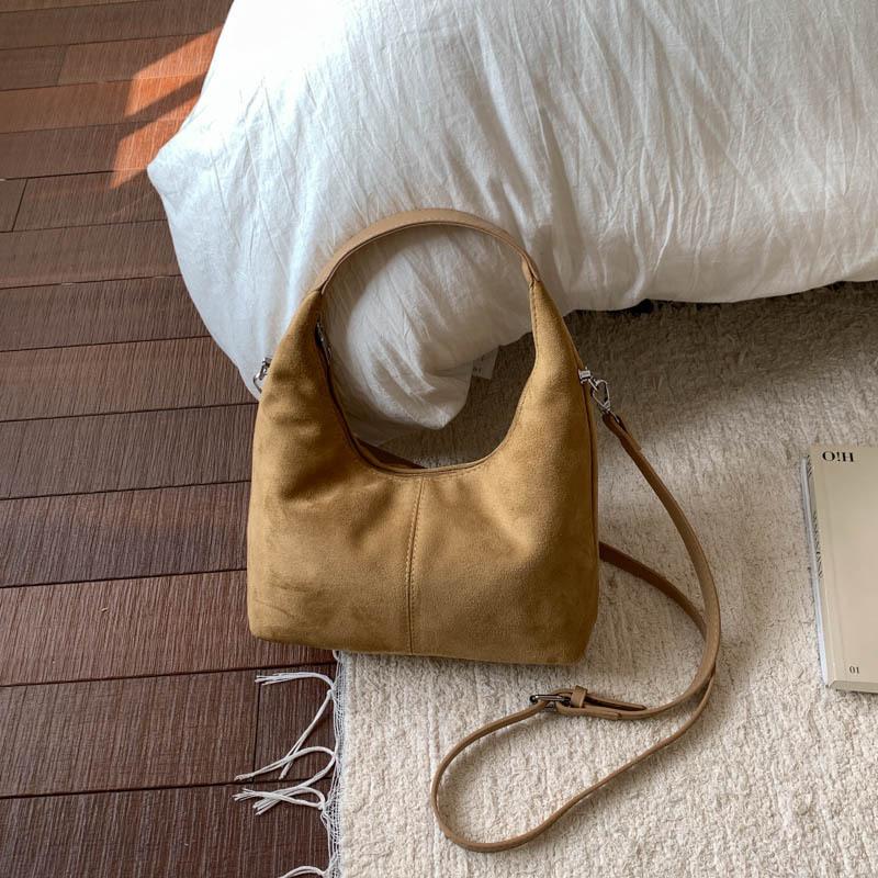 Универсальная нишевая сумка-пельмень в иностранном стиле, модная и трендовая для девушек, новая повседневная ретро популярная сумка-мессенджер