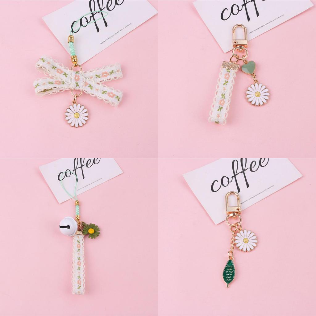 Ins Style Daisy Keychain Pendant For Fashionable Bag Decoration And Gifting