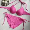 Розово-красный купальник-бикини из трех частей с косточками для маленькой груди