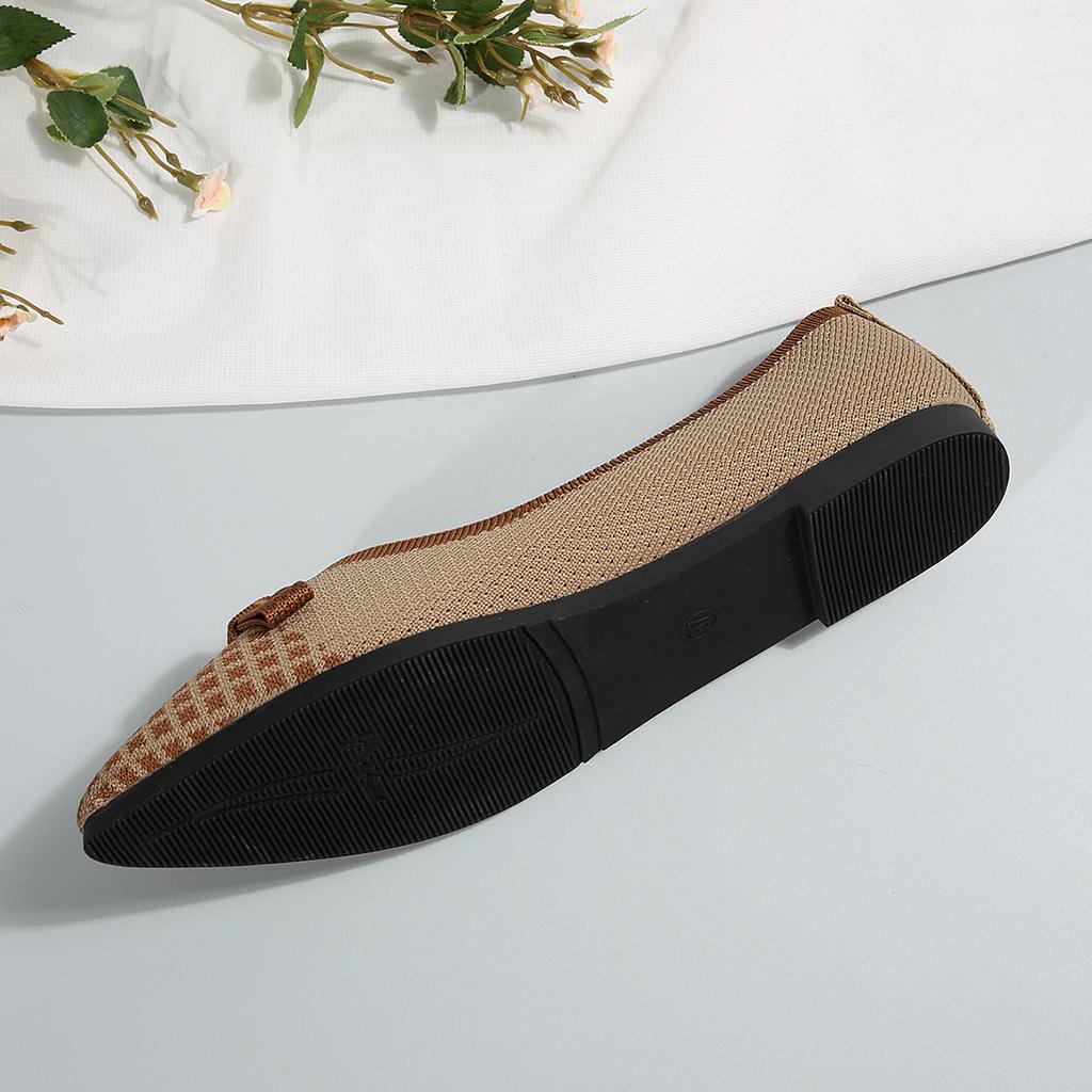 Весенняя женская обувь на плоской подошве, 2024 г., вязаные носки, кроссовки, дышащие женские лоферы без шнуровки, с круглым носком, размеры 36–43, легкие туфли больших размеров