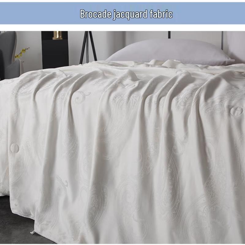 Faunen All-Season Pure Mulberry Silk Duvet