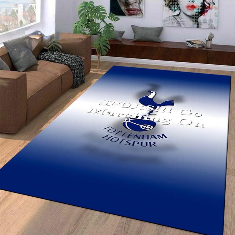 Ковер Tottenham Hotspur с логотипом команды и дизайном слогана. Подходит для использования в качестве противоскользящего коврика для гостиной, спальни, диванов