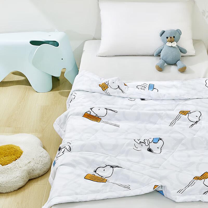 Snoopy Peppermint Mosquito Repellent Quilt