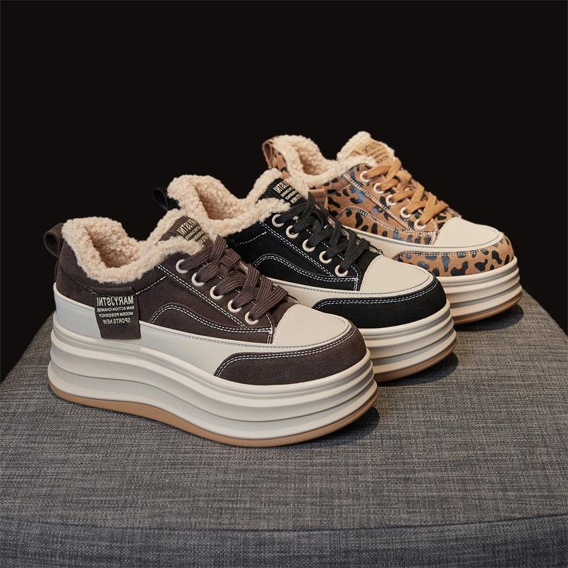 Зимние кроссовки на толстой платформе для женщин, теплые нескользящие прогулочные туфли на шнуровке с подкладкой из искусственного меха, женские теннисные кроссовки из искусственной кожи с флисовой подкладкой