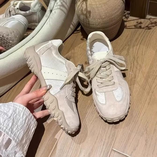 Версия из коровьей кожи~ Новые маленькие кроссовки для немецких тренировок с увеличением внутренней высоты, женские универсальные повседневные спортивные кроссовки на шнуровке, обувь на толстой подошве Forrest Gump