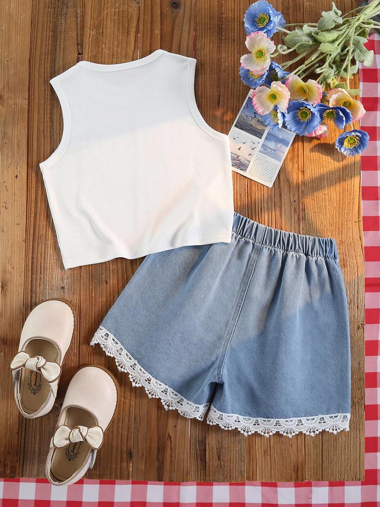 Two-piece girls' outdoor casual vacation set: sleeveless cropped tank top with butterfly design and comfortable, simple lace denim shorts.