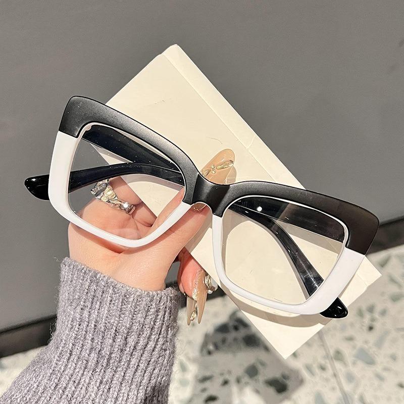 Non-polarized Sunglasses for Women Fashion Retro Cat-eye High-definition Fashionable Anti-blue Light Large Frame Casual Eyewear