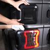 Автомобильная декоративная накладка заднего фонаря из АБС-пластика для Jeep Wrangler JL 2018-2023 годов, применимый светодиодный источник света