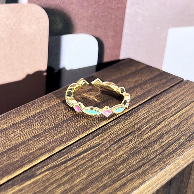 2026 Sweet and Cool Colorful Drip Glaze Temperament Court Style Retro Ring Female Flower Niche Ring