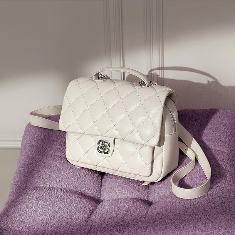 JUST STAR Travel Backpack, Commuter Backpack, Casual Bag, White, Medium Size