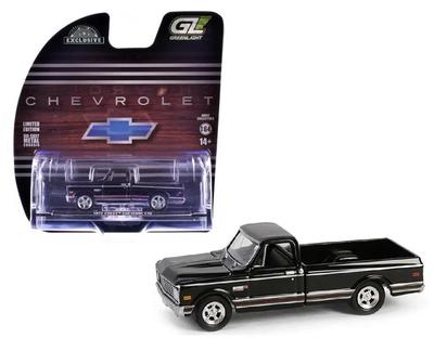 Greenlight 1/64 Chevrolet Cheyenne C10 Короткий кузов 1972 Черный