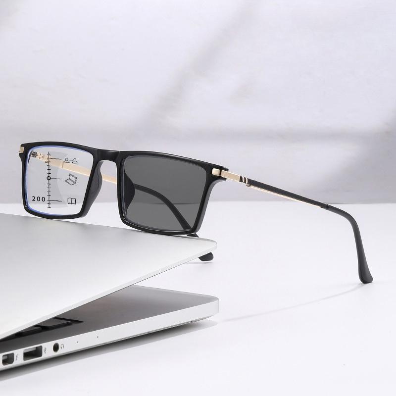 Square Multifocal Photochromic Presbyopia Eyewear for Men ladies Progressive High-definition Reading Anti Blue Light Eyewear