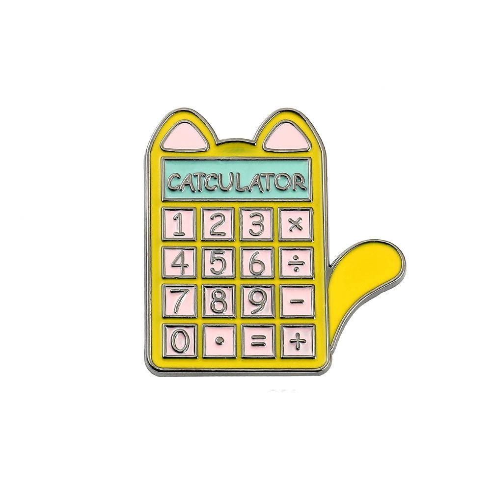 Забавный мультяшный кот на лацкане, симпатичная брошь с черными белыми котами, металлический эмалированный значок, лучшие друзья