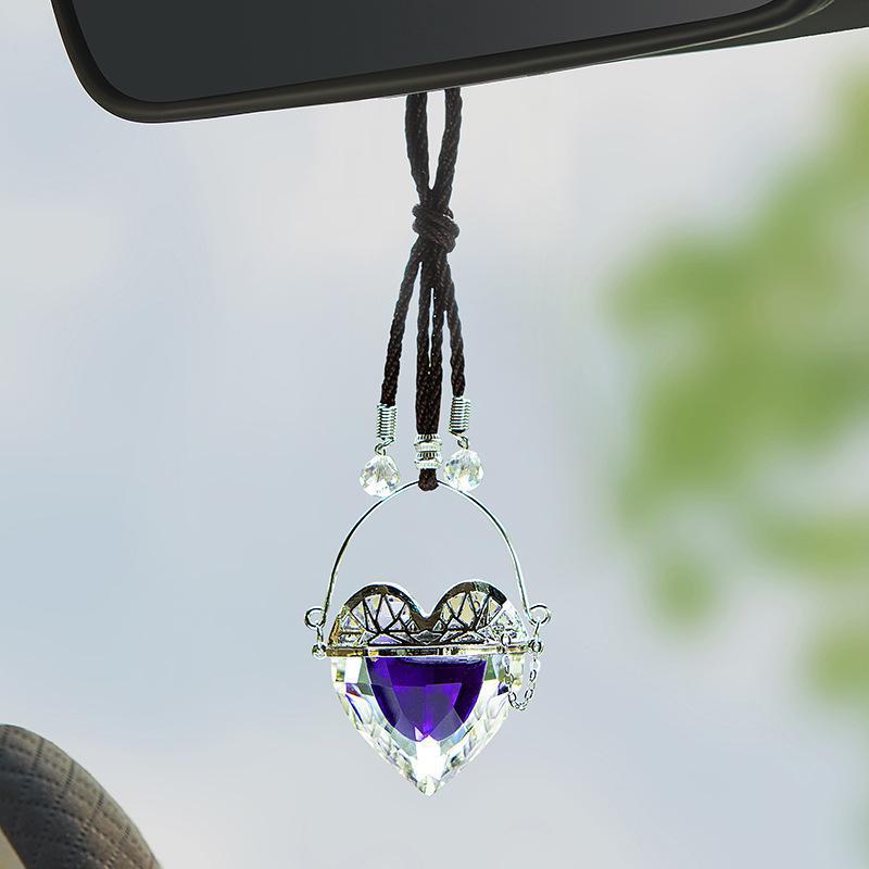 Heart-Shaped Geometric Car Perfume Pendant - European & American Design