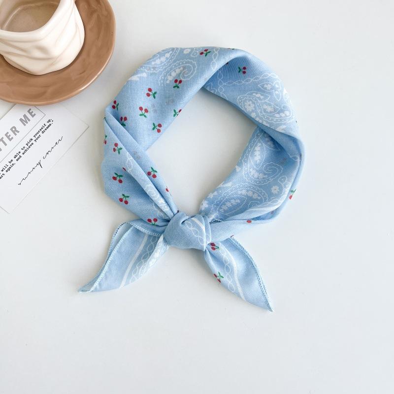 Polka dot silk scarf women's spring and summer new Korean ins versatile neck protection scarf fashion headscarf square scarf silk scarf