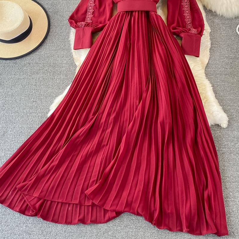 RUGOD Плиссированное платье с v-образным вырезом и вышивкой на талии в этническом стиле, темпераментное большое распашное платье