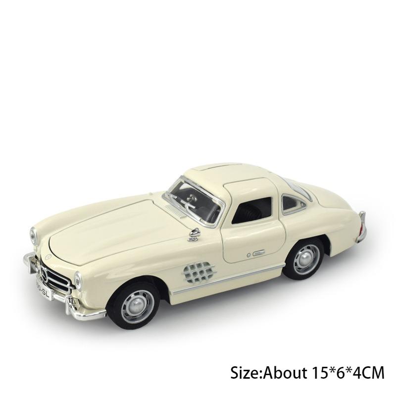 1:32 ОДИН 300SL Модель Классического Автомобиля Игрушка Двери Открываются Металлический Кузов Изысканный Салон Музыка Свет Модели Подарки для Детей