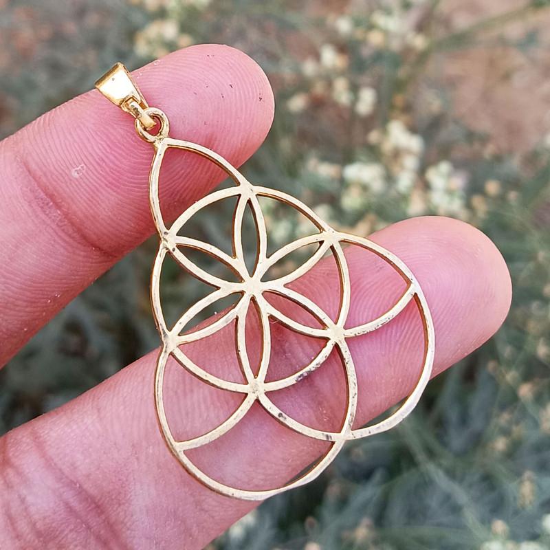 Flower Design 18k Yellow Gold Plated Gift Mom Pendant GOLD-134