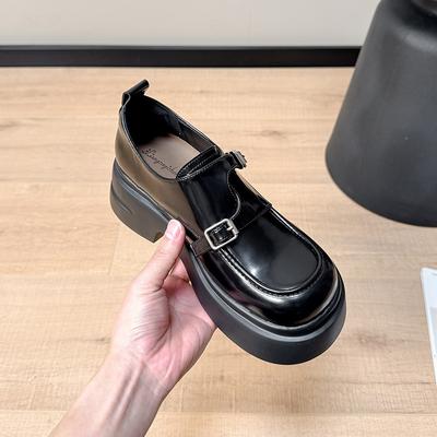 Маленькие кожаные туфли женские весенние новые ретро универсальные на толстой подошве увеличивают рост повседневные одинарные туфли
