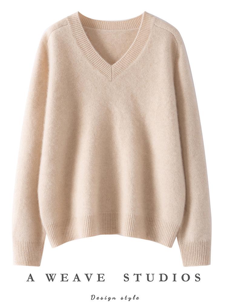 2025 Korean-Style Thick Cashmere V-Neck Loose Sweater - Women's Autumn/Winter Knit with Drop Shoulders and Long Sleeves.