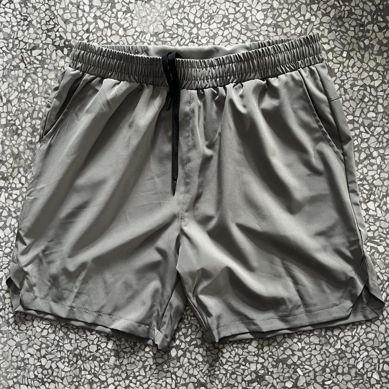 Men Quick Dry Athletic Shorts With Side Split Hem And Elastic Waist