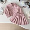 Комплект из двух предметов для девочек Красивый лацкан Однотонный кожаный топ + Однотонная кожаная плиссированная юбка Детская одежда Одежда для девочек-малышек