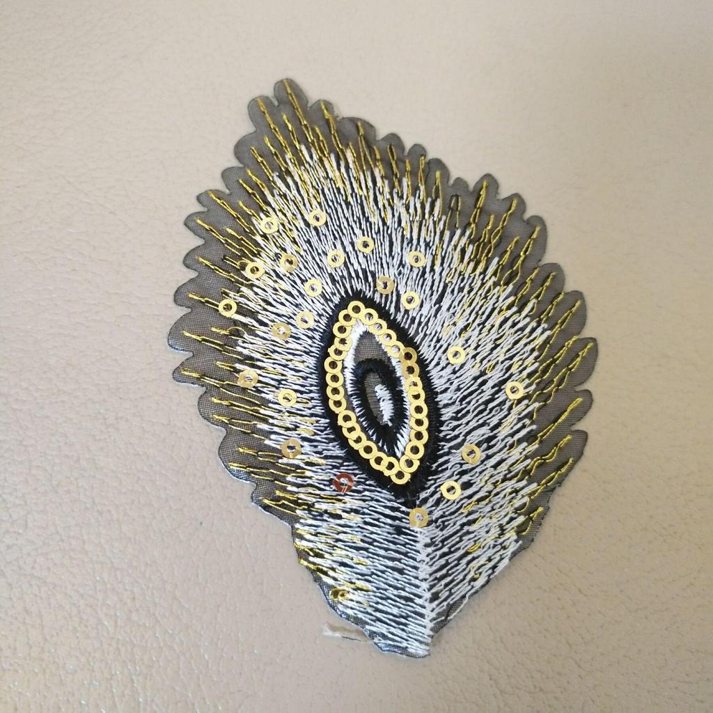 Патч с вышивкой пайетками в виде павлиньего пера для подола танцевального костюма - Самоклеящееся модное украшение.