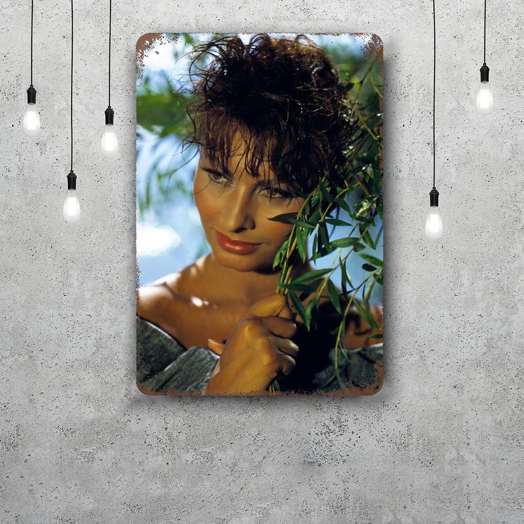 sophia loren Vintage Metal Tin Signs Posters Decor Retro Metal Plaque Wall Art Decor for Garage Bar