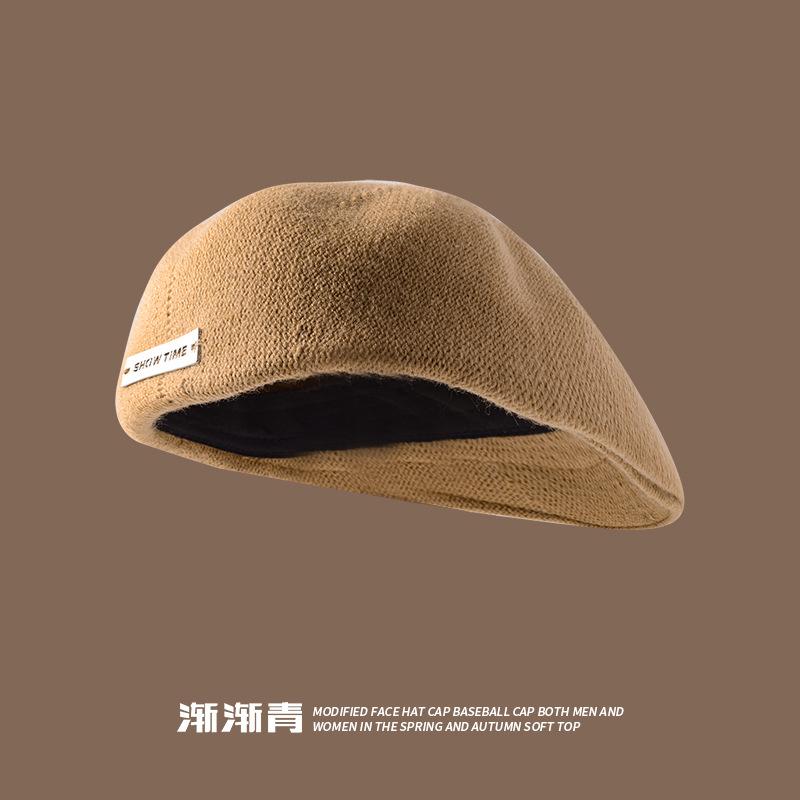 Берет женский новые осенне-зимние модели показывают маленькое лицо и носят шляпу вперед с большим обхватом головы черная шляпа.