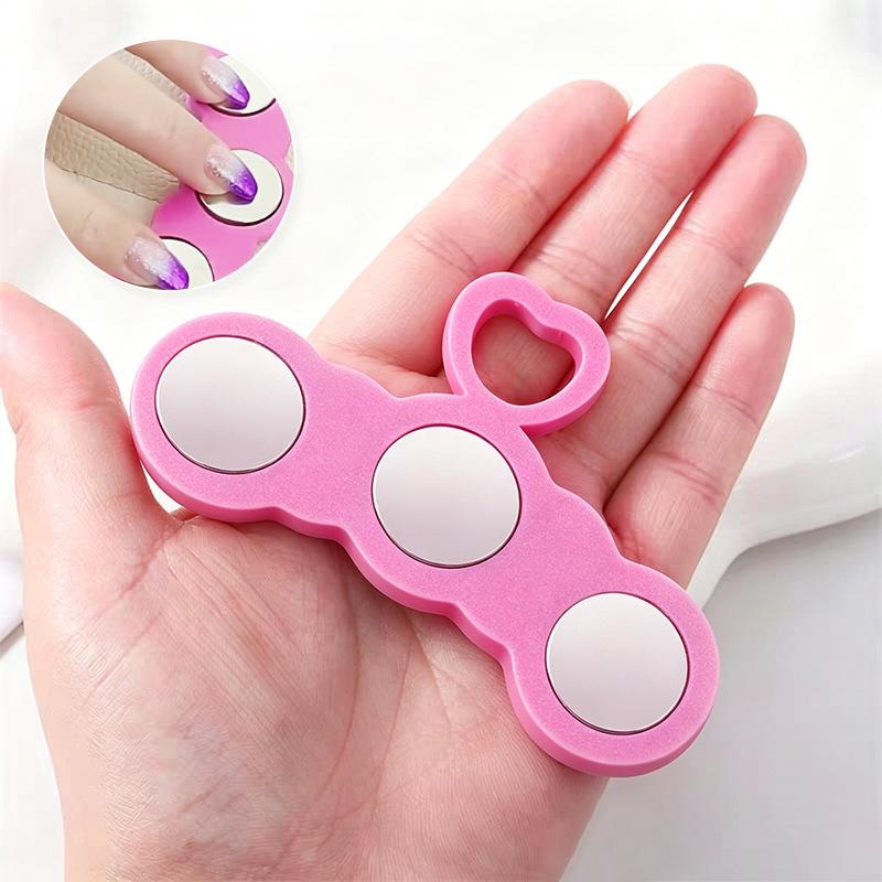 Versatile Cat Eye Nail Art Magnetic Tool Capable of Creating Stunning Gradient Effects with Ease