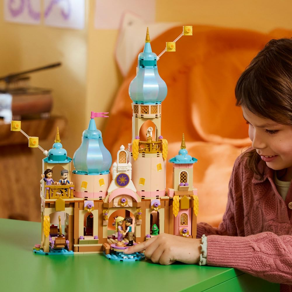 Конструктор LEGO Замок Рапунцель из серии «Принцессы Диснея» 43297 Игрушка для девочек и мальчиков