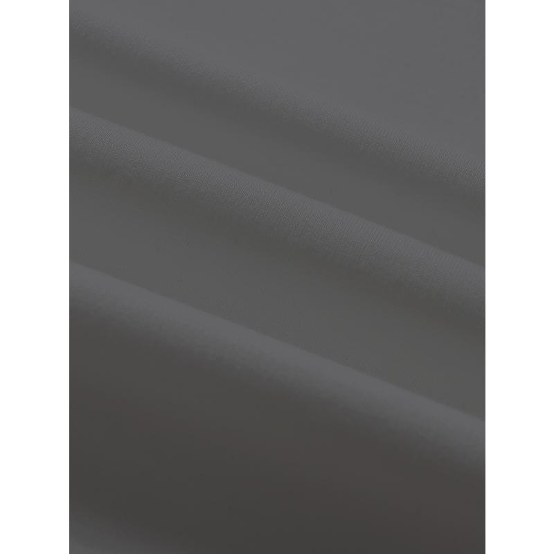 Мужской спортивный костюм из полиэстера, состоящий из 2 предметов: толстовка с круглым вырезом и шорты свободного кроя для спортзала