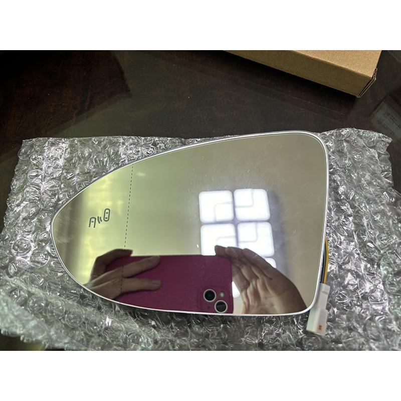 Auto Heated Blind Spot Warning Wing Rear Mirror Glass  Version For VW Jetta MK7
