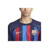 Nike Полосатый футбольный трикотаж с буквенным принтом и логотипом с короткими рукавами Fan Edition сезона 2022-23, сезон Барселона, домашний мужской спортивный трикотаж, темно-синий DM1840-452