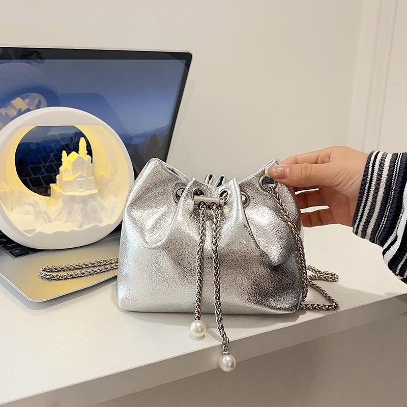 Новая сумка женская мода высококачественная текстура сумка на плечо повседневная универсальная цепочка кроссбоди сумка-ведро нишевый стиль